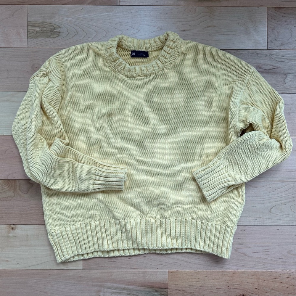GAP Butter Yellow Crewneck Sweater